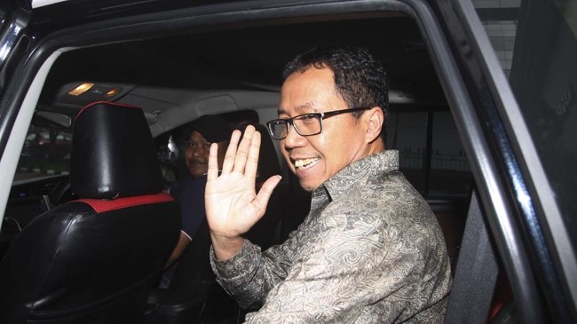 Satgas Anti Mafia Bola berencana menjemput paksa Mantan Plt Ketua Umum PSSI Joko Driyono jika kembali mangkir dari pemanggilan hari Senin (25/3).