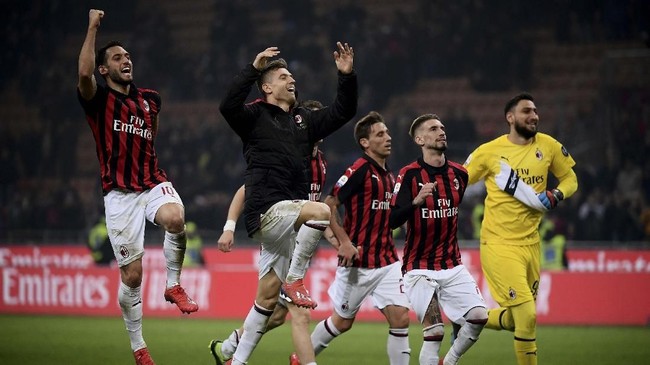 FOTO: Pesta Gol AC Milan ke Gawang Empoli