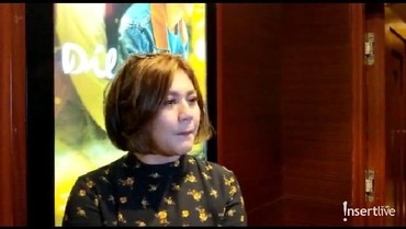 img-title Nonton Premier 'Dilan 1991', Sissy Prescillia Nangis