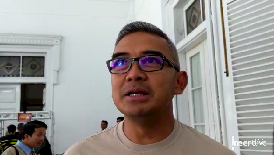 Muhammad Farhan yang terlibat dalam film Dilan 1991 mengungkap bahwa film tersebut dapat menggerakan budaya pop. Simak selangkapnya.