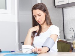 6 Penyakit Akibat Hipertensi yang Perlu Diwaspadai, Stroke hingga Gagal Ginjal