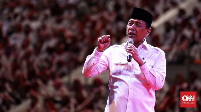 Membangkitkan Orde Baru Lewat Tim Pantau Pencaci Jokowi