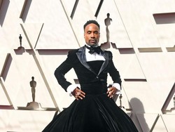 Di Balik Gaya Kontroversial Billy Porter Pakai Gaun: Saya Bukan Drag Queen