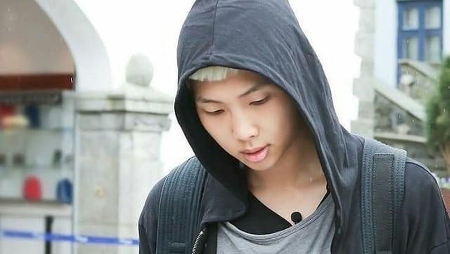 RM BTS menuangkan perasaannya dalam sebuah status panjang di Weverse.