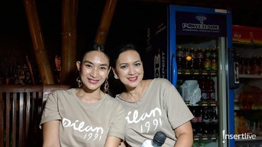 Happy Salma & Ira Wibowo Nostalgia Lewat Film 'Dilan 1991'