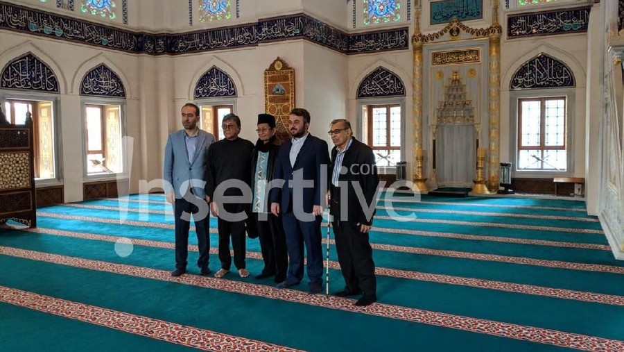 Imam Besar Masjid Istiqlal, Prof. Dr. KH. Nasaruddin Umar dan KH Quraish Shihab akan menjadi tamu pernikahan di pernikahan Syahrini dan Reino Barack.