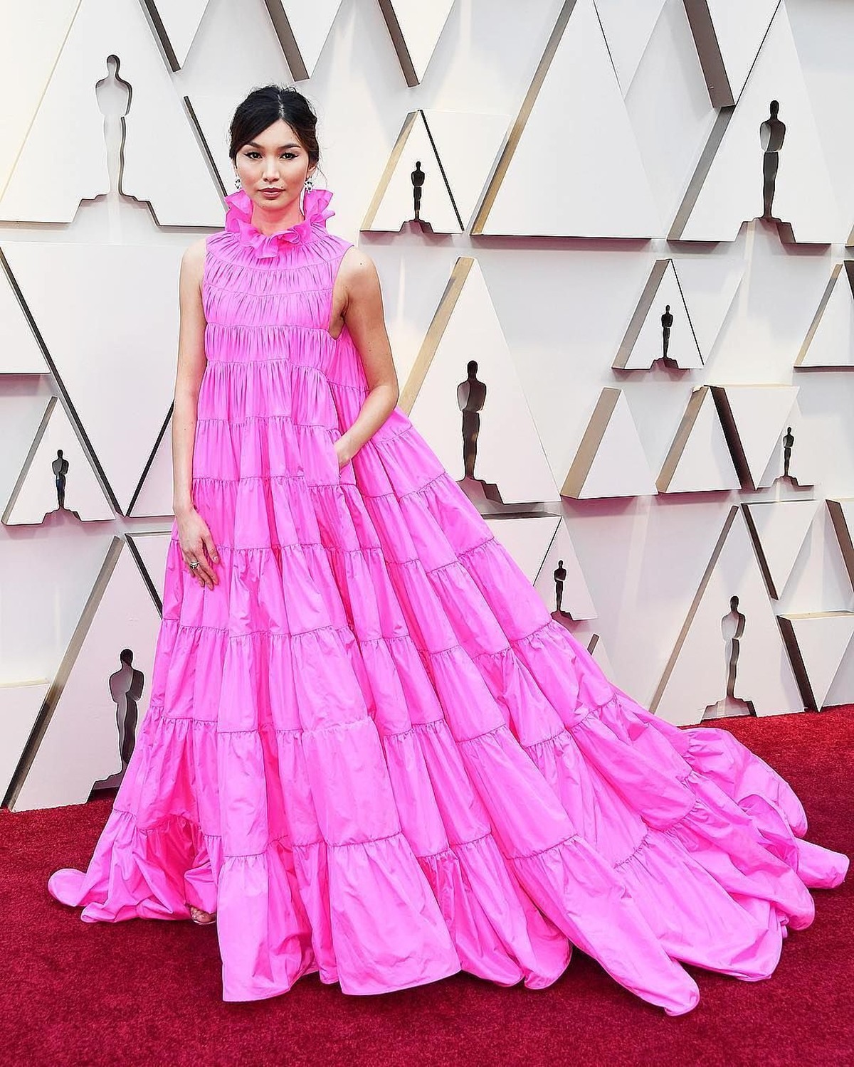 Pergelaran Piala Oscars 2019 menjadi ajang penghargaan yang bergengsi untuk pamer penampilan para artis dunia&period; Berikut lima artis dengan penampilan paling unik&period;