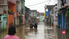 VIDEO: Banjir di 3 Kecamatan Bandung Tak Kunjung Surut