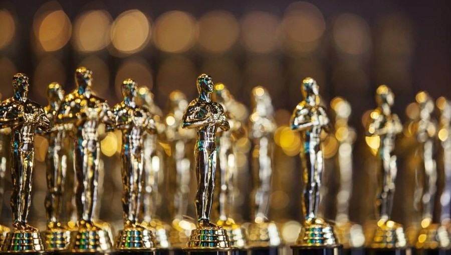 Dikritik, Oscar Akan Tayangkan Semua Nominasi Tanpa Iklan Dikritik karena akan mengumumkan beberapa nominasi di sela-sela iklan, Oscar akan tayangkan seluruh nominasi.