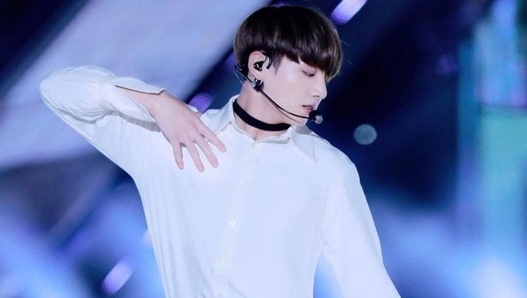 Maknae BTS ini dikenal memiliki kemampuan koreografi dan tarian yang luar biasa. Jungkook bahkan mampu melakukan dance yang cukup sulit.