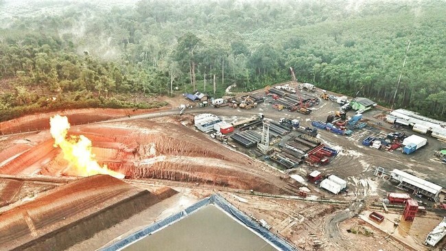 Kementerian ESDM menargetkan kegiatan produksi Blok Sakakemang bisa dimulai sebelum tiga tahun lagi, lebih cepat dari target awal yang lima tahun.