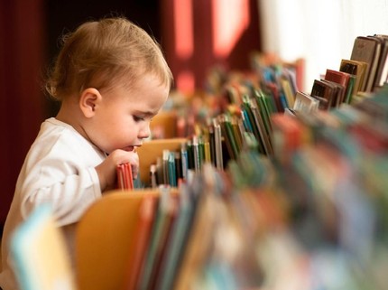 3 Trik agar Buku Bacaan Anak Awet