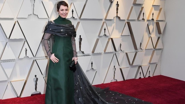 FOTO: Selebriti Berbusana Terburuk di Oscar 2019
