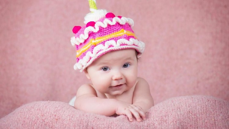 Inspirasi Nama Bayi Laki-laki Bermakna Dermawan Bunda ingin calon buah hati kelak menjadi seorang dermawan? Lihat 30 daftar nama bayi berikut yang bisa Bunda jadikan referensi.