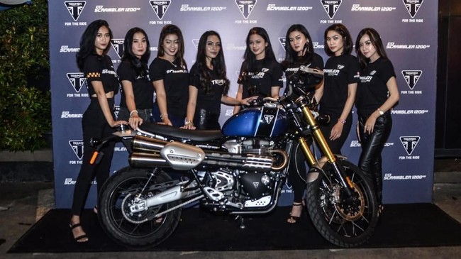 Triumph Scrambler 1200 XE yang dilengkapi berbagai fitur terkini salah satunya, yaitu cruise control disebut akan memikat hati konsumen.