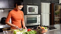 Food Preparation, Jurus Jitu Ibu Bekerja Siapkan Makanan Bergizi untuk Anak