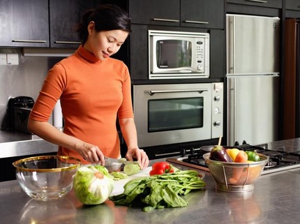 Food Preparation, Jurus Jitu Ibu Bekerja Siapkan Makanan Bergizi untuk Anak