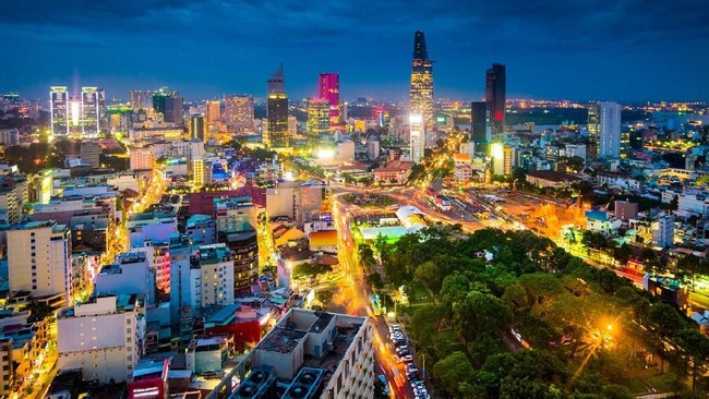 Keluhan berdatangan dari turis asing mengenai cuaca di Ho Chi Minh City, Vietnam. Banyak turis yang menyebut kota itu terlalu panas dan seakan bikin meleleh.
