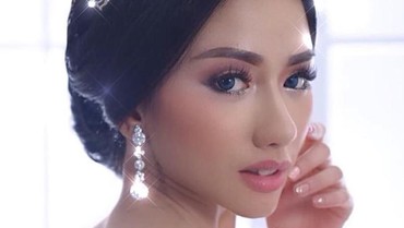 Mantap Cerai, Bella Luna Hapus Foto Bareng Nana