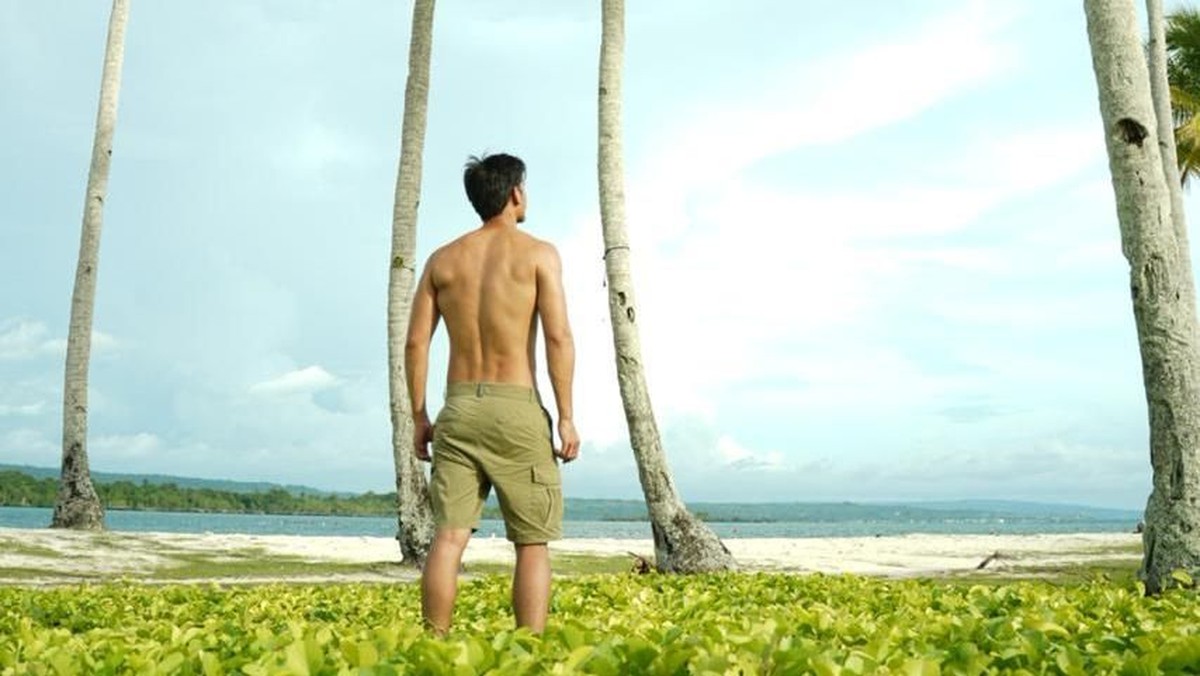 Wah kali ini Richard Kyle bersama Bimo Aryo mendapat kesempatan untuk menelusuri keindahan alam di Buton&comma; Sulawesi Tenggara&period; Seperti apa ya keseruannya&quest;