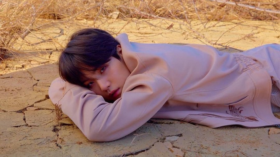Selain Kagum, Ternyata SUGA BTS Juga Menghormati Penggemar Berhijab Tindakan SUGA BTS yang menghormati penggemar berhijab mendapat banyak pujian.