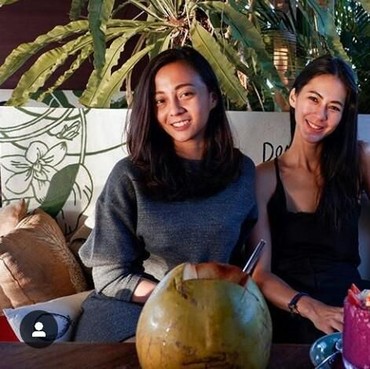 Pesona Chelzea Verhoeven, Adik Paula yang Asuh Kiano Wong