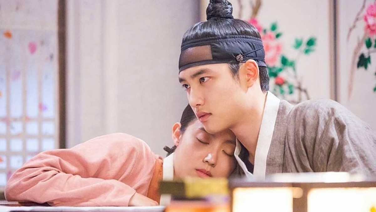 Serial drama Korea yang tayang di Trans TV&comma; 100 Days My Prince&comma; banyak menampilkan adegan mesra D&period;O EXO & Nam Ji-hyun&period; Berikut Insertlive sajikan foto-fotonya&period;