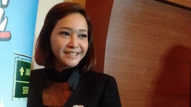 10 Artis Yang Positif Covid 19 Andrea Dian Hingga Bunda Maia