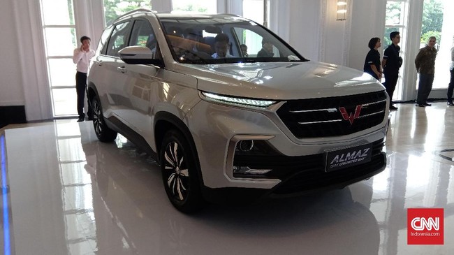 Almaz merupakan produk keempat Wuling di Indonesia yang sekaligus merupakan model termahal.