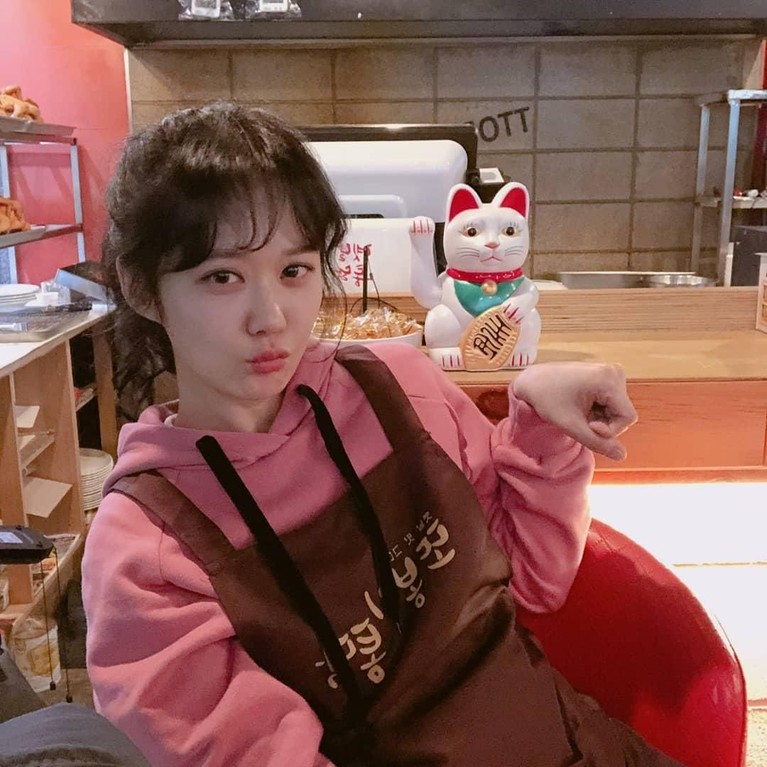 7 Potret Jang Na-ra, Tetap Awet Muda di Usia 30an Jang Na-ra, aktris cantik Korea Selatan yang juga bermain dalam drama seri The Last Empress ini tampil bak remaja di usia 30an. Berikut tujuh potretnya.