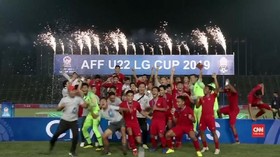 VIDEO: Juara AFF, Timnas Indonesia U-22 Diguyur Rp2,1 Miliar