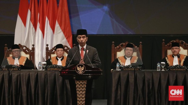 Presiden Jokowi meminta sektor hukum Indonesia direformasi menyusul Hakim Agung Sudrajad Dimyati ditetapkan tersangka kasus dugaan korupsi oleh KPK.