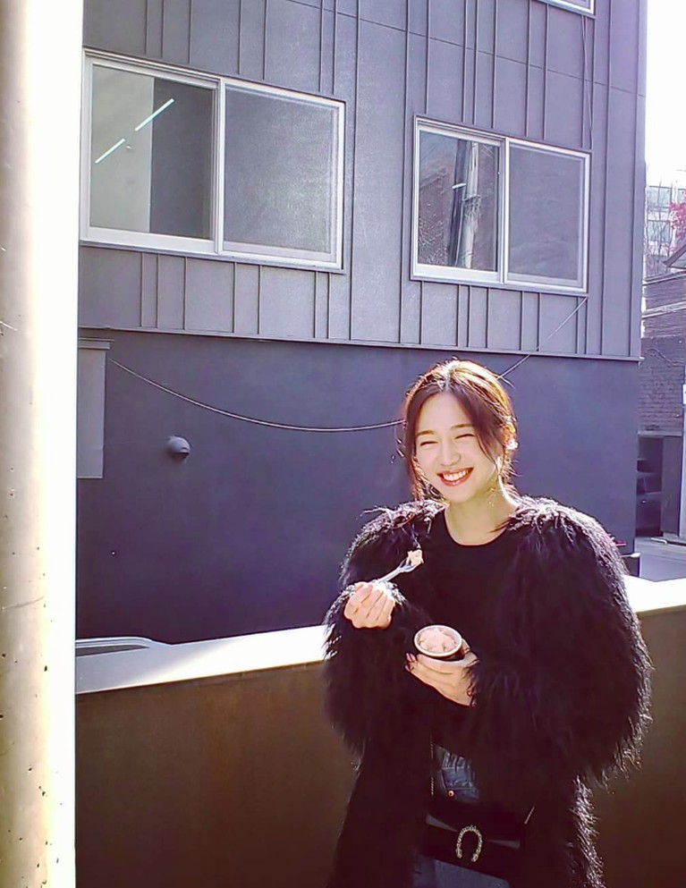 Lee Elijah sukses membuat penonton ikut terhanyut dalam peran antagonisnya sebagai Min Yoo Ra di drama The Last Empress. Yuk, intip potret cantik Lee Elijah.