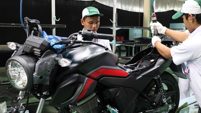 Ubahan yang terjadi untuk merespon pasar setelah perubahan besar CB150 Verza di awal 2018.