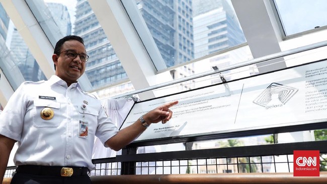 Gubernur DKI Anies Baswedan menyebut DPRD DKI jadi penyebab tertundanya penjualan saham BUMD produsen bir, PT Delta Djakarta Tbk.
