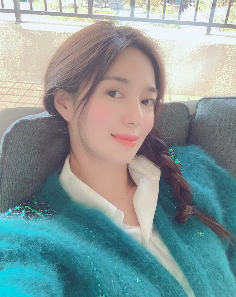 Lee Elijah, Si Cantik Antagonis di 'The Last Empress' Lee Elijah sukses membuat penonton ikut terhanyut dalam peran antagonisnya sebagai Min Yoo Ra di drama The Last Empress. Yuk, intip potret cantik Lee Elijah.