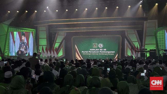 Jokowi Minta PPP Konsisten Berjuang untuk Umat Presiden Jokowi meminta PPP untuk memperjuangkan kemaslahatan umat di usianya yang ke-46, meski usia partai terus bertambah dan para kader silih berganti.