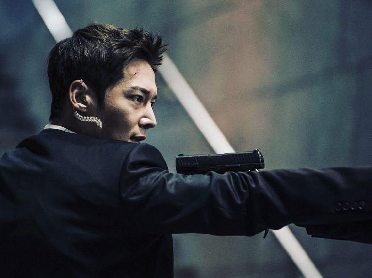 Choi Jin-hyuk dikenal sebagai aktor Korea yang pandai berakting dan mempunyai pesona yang menawan. Berikut Insertlive sajikan enam pesona Choi Jin Hyuk.