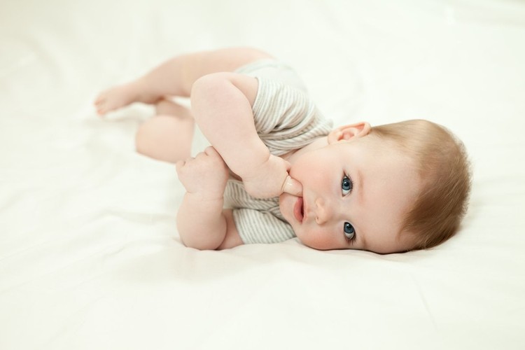 20 Nama Bayi Lakilaki Terinspirasi dari Judul Lagu