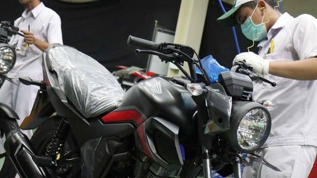 Honda CB150 Verza