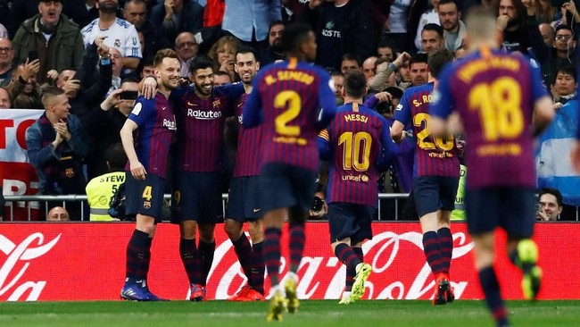 Barcelona berhasil mengalahkan Real Madrid dengan skor telak 3-0 pada leg kedua Copa del Rey di Santiago Bernabeu. Berikut fakta menarik usai laga tersebut.