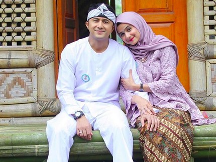 Punya Kebun Kangkung Hidroponik, Ini 6 Potret Rumah Mewah Hengky Kurniawan