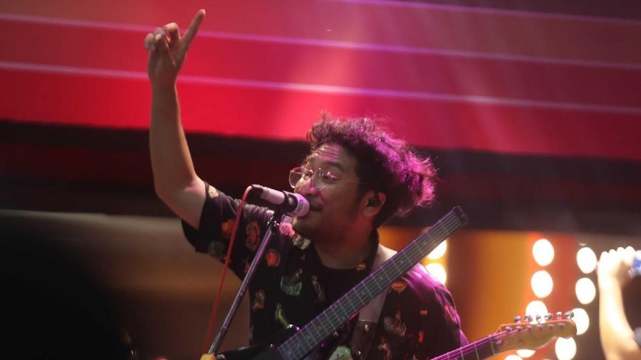 Kunto Aji Kunto Aji di BNI Java Jazz 2019