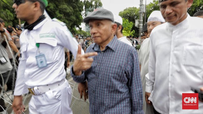 Amien Rais menuding KPU sebagai lembaga independen dan Dukcapil tengah memikul beban untuk memenangkan petahana Joko Widodo-Ma'ruf di Pilpres 2019.