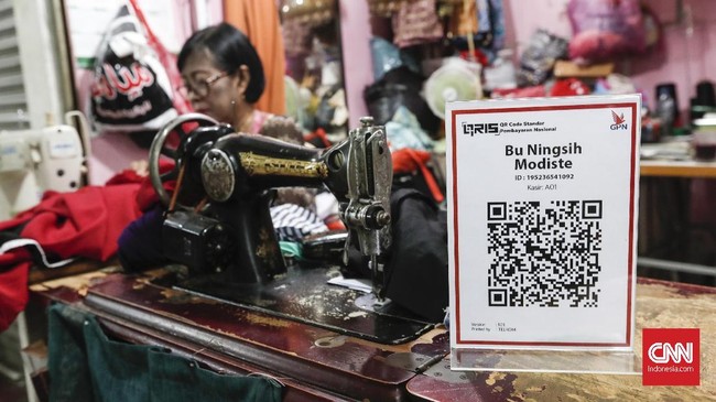 BI menyebut rata-rata transaksi pembayaran pengguna dompet elektronik nonbank, seperti Gopay dan OVO lebih tinggi dari transaksi uang elektronik terbitan bank.