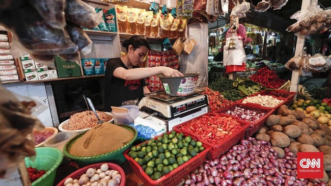 Dana Moneter Internasional (IMF) memperkirakan inflasi negara berkembang naik ke 8,7 persen tahun ini atau naik dari tahun lalu, 5,9 persen.