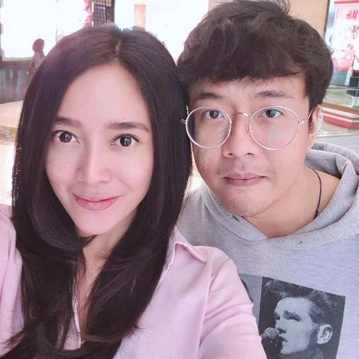 <p>Menikah hampir 14 tahun dan belum diberi momongan bikin Winky Wiryawan dan Kenes Andari makin terlihat mesra. (Foto: Instagram @sweetescape via @winkywiryawan912)</p>