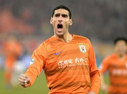 Eks Everton dan MU Marouane Fellaini Juga Positif COVID-19