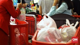Survei BI: Konsumen Kembali Optimis, Pertama Sejak April 2020
