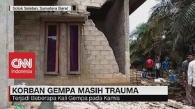 Korban Gempa di Sumbar Masih Trauma